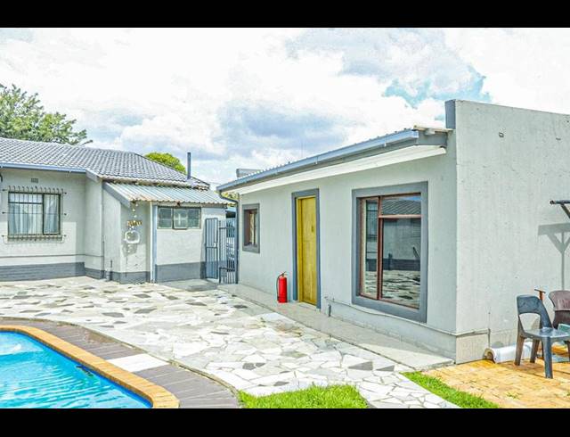 3 BEDROOM HOUSE FOR SALE IN CRESSLAWN